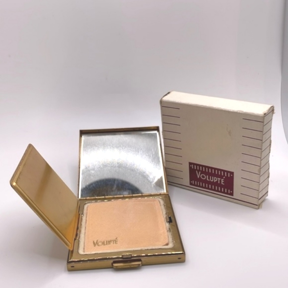 Volupte Vintage Gold Tone Compact 4-Leaf Clover with Original Box - Picture 2 of 15